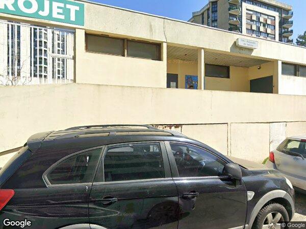 UN APPARTEMENT AVEC UNE CAVE ET UN PARKING