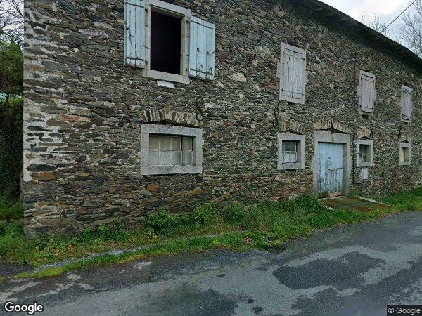 UNE MAISON D'HABITATION