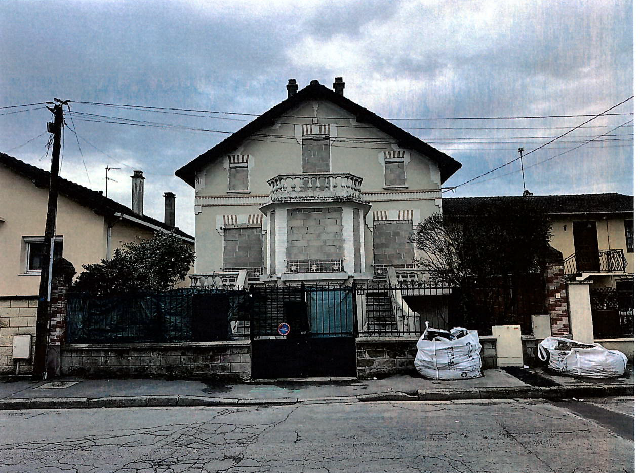  MAISON D’HABITATION 