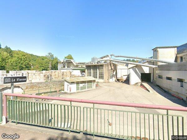 UN ENSEMBLE IMMOBILIER