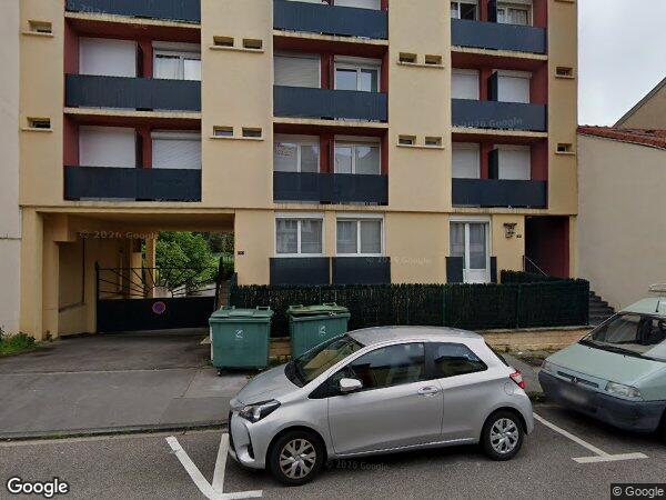 UN ENSEMBLE IMMOBILIER