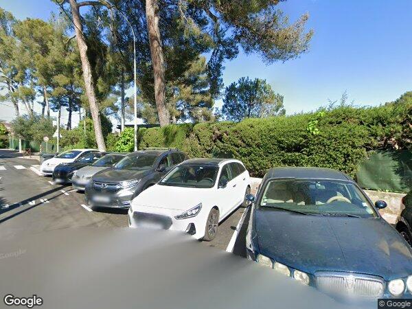 UN APPARTEMENT AVEC UNE CAVE ET UN PARKING