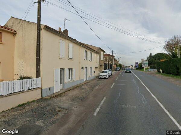 UNE MAISON D'HABITATION