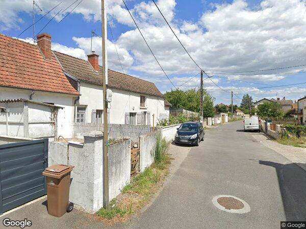 UN ENSEMBLE IMMOBILIER