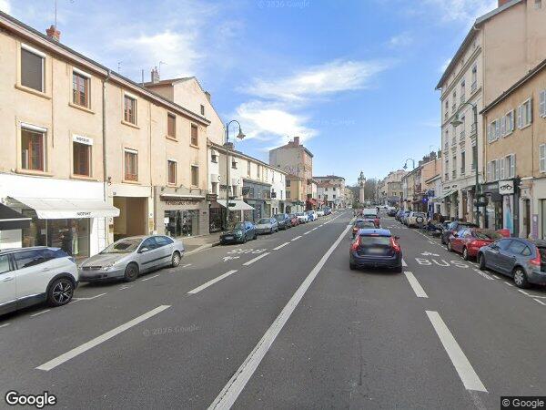 UN APPARTEMENT