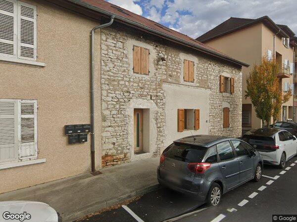 UN APPARTEMENT
