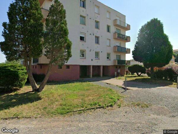 UN APPARTEMENT ET UNE CAVE