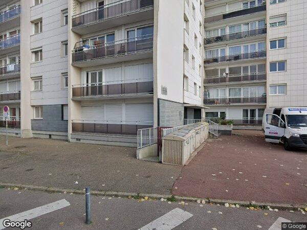 UN APPARTEMENT DE TYPE F5