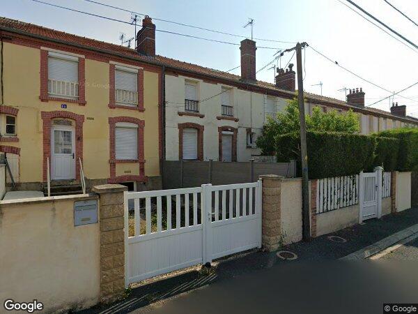 UNE MAISON D'HABITATION