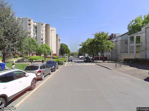 UN APPARTEMENT