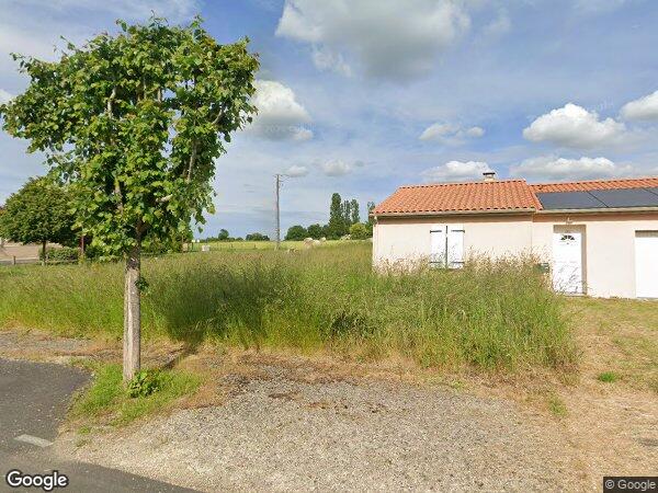 UNE MAISON D'HABITATION