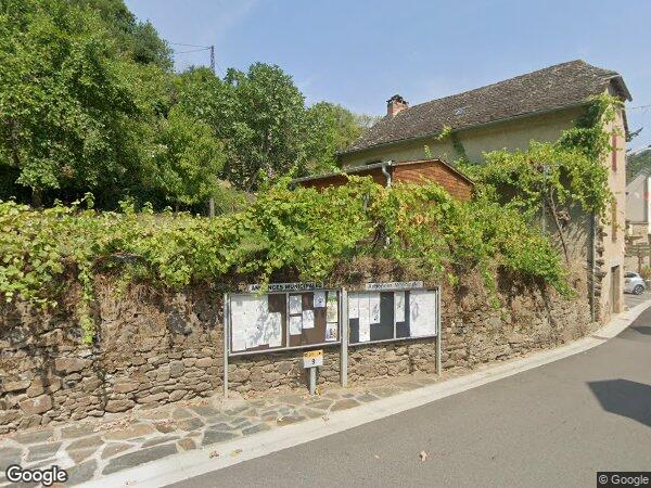 UN ENSEMBLE IMMOBILIER