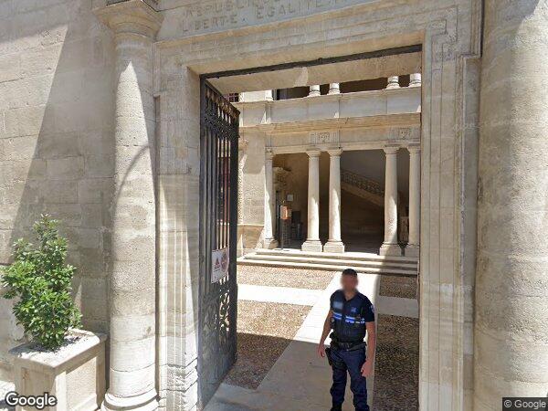 UN ENSEMBLE IMMOBILIER