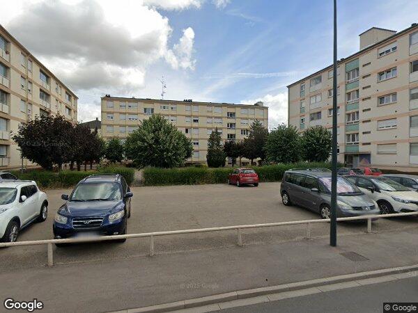 UN APPARTEMENT