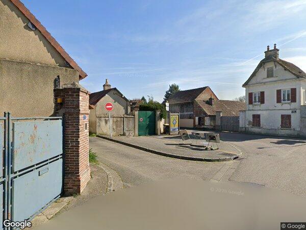 UNE MAISON DE VILLE