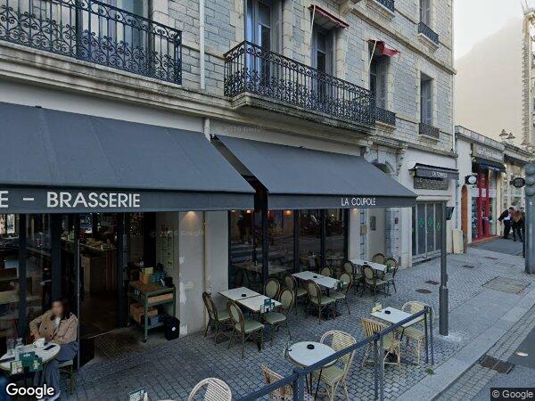 UN STUDIO AVEC MEZZANINE