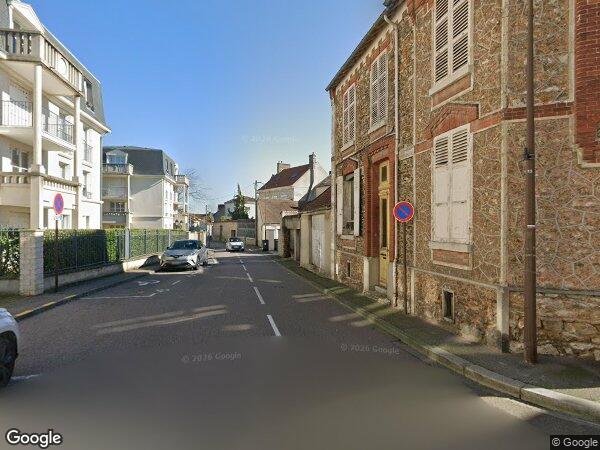 UN APPARTEMENT