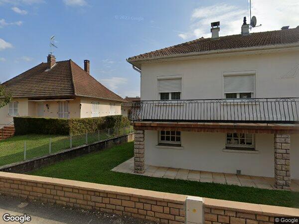 UN ENSEMBLE IMMOBILIER