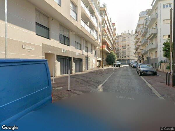 UN APPARTEMENT AVEC CAVE ET PARKING