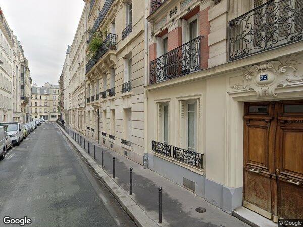 UN STUDIO AVEC CAVE