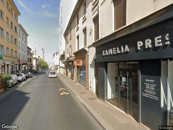 UN TÈNEMENT IMMOBILIER