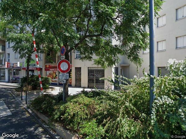 UN APPARTEMENT
