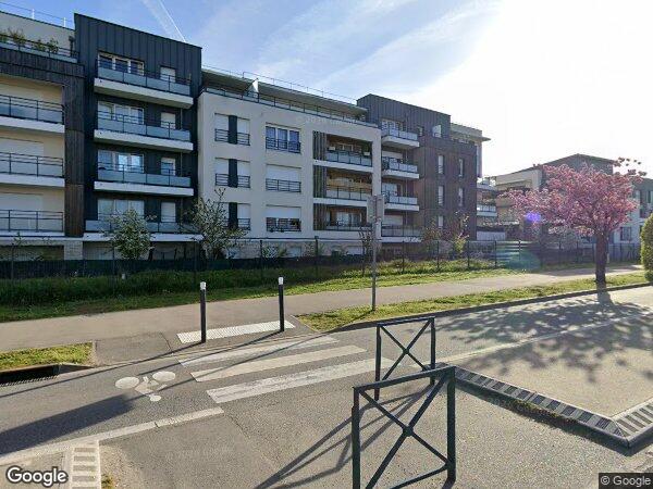 UNE MAISON DE VILLE