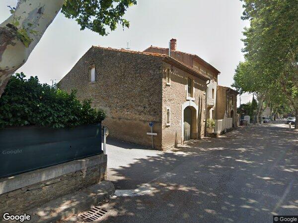 UN APPARTEMENT ET CAVE