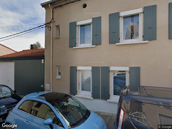 UNE MAISON DE VILLE