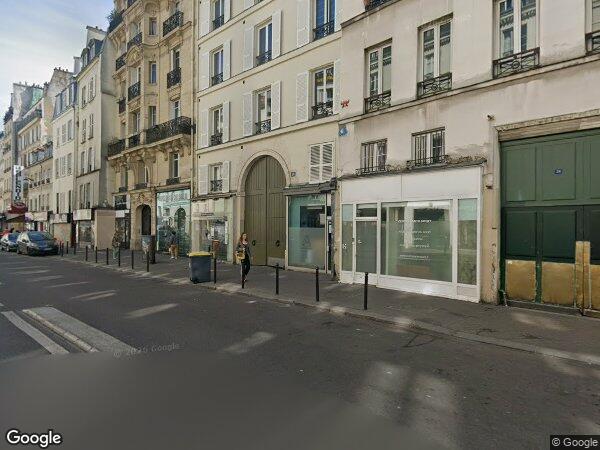 DEUX LOCAUX COMMERCIAUX