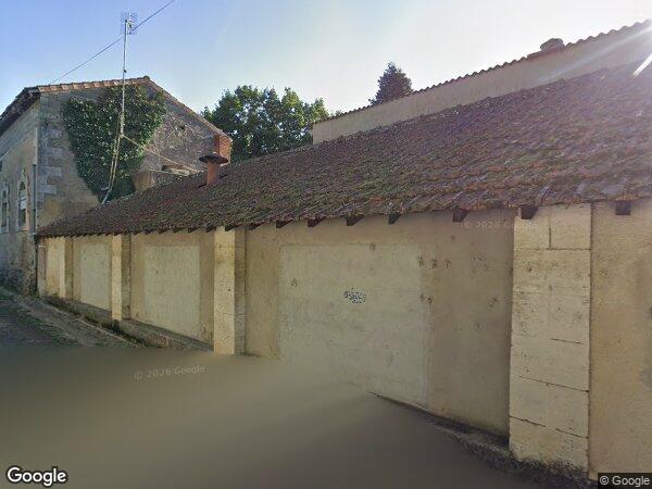 UN ENSEMBLE IMMOBILIER