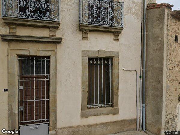 UNE MAISON D'HABITATION