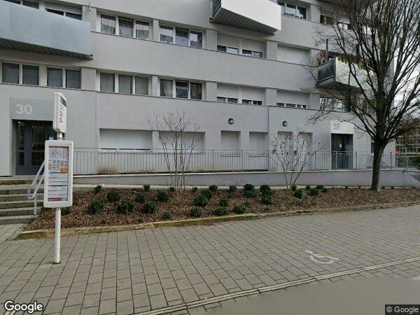 UN APPARTEMENT AVEC UNE CAVE ET UN PARKING