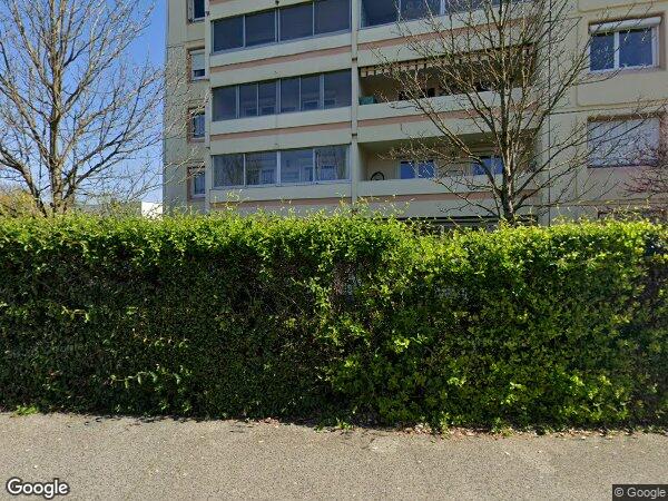 UN APPARTEMENT ET UNE CAVE