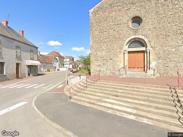 UN ENSEMBLE IMMOBILIER