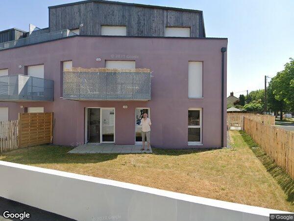 UNE MAISON D'HABITATION