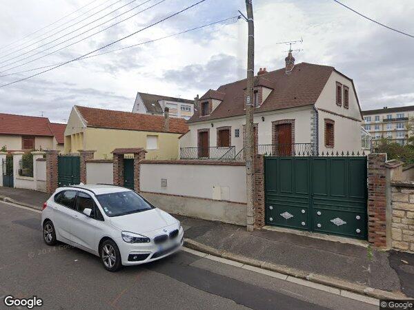 UN APPARTEMENT ET UNE CAVE