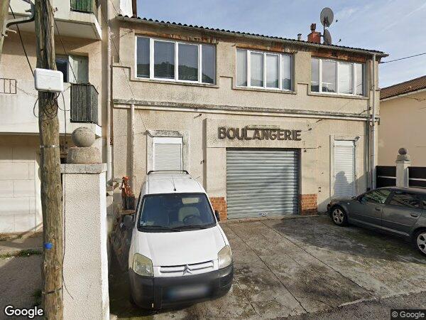 UNE MAISON À USAGE MIXTE