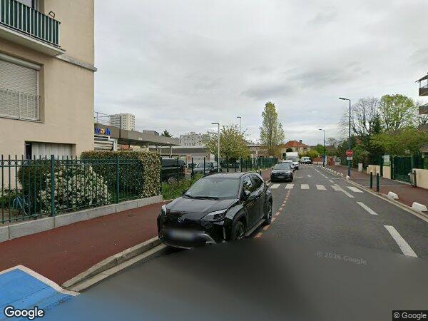UN APPARTEMENT ET UN BOX
