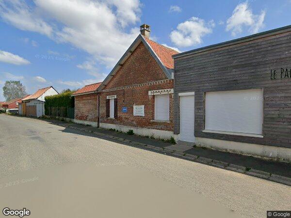 UNE MAISON INDIVIDUELLE À USAGE D'HABITATION