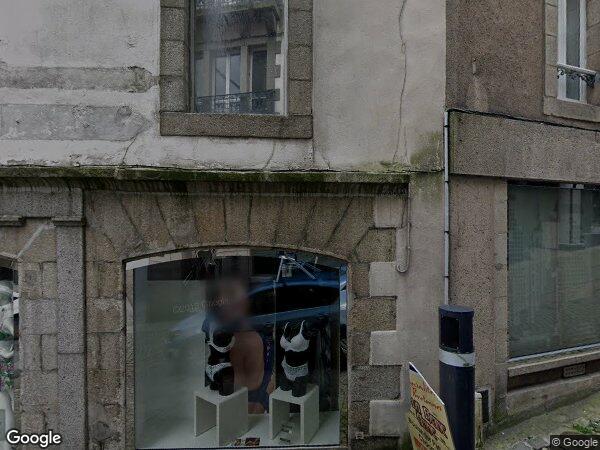 UN APPARTEMENT