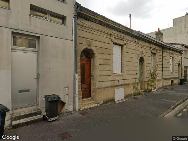 UNE MAISON MITOYENNE