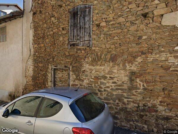 UNE MAISON D'HABITATION