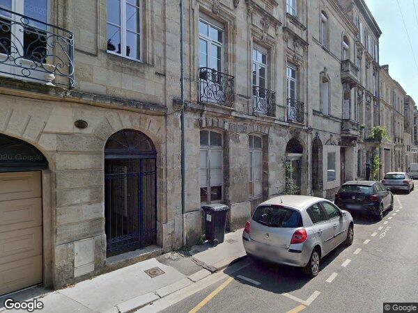 UNE MAISON D'HABITATION