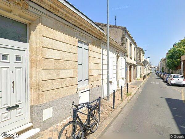 UN APPARTEMENT DE TYPE 4