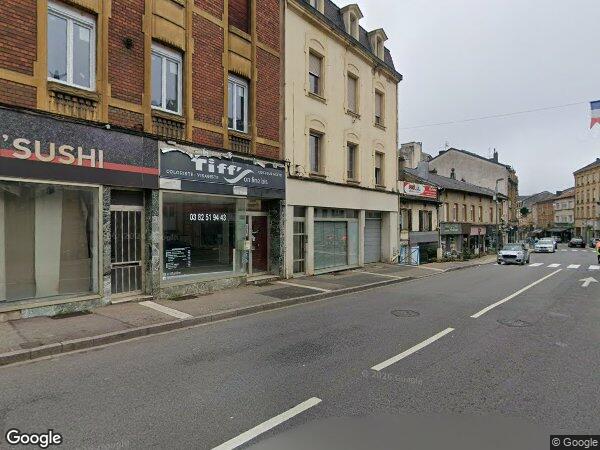 UN ENSEMBLE IMMOBILIER