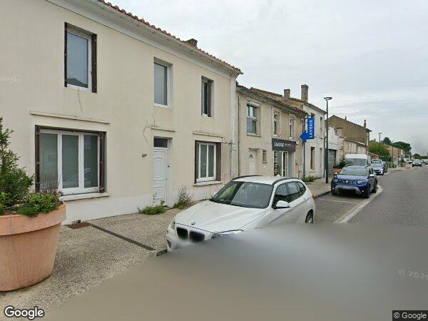 HUIT APPARTEMENTS AVEC TERRASSE PRIVATIVE