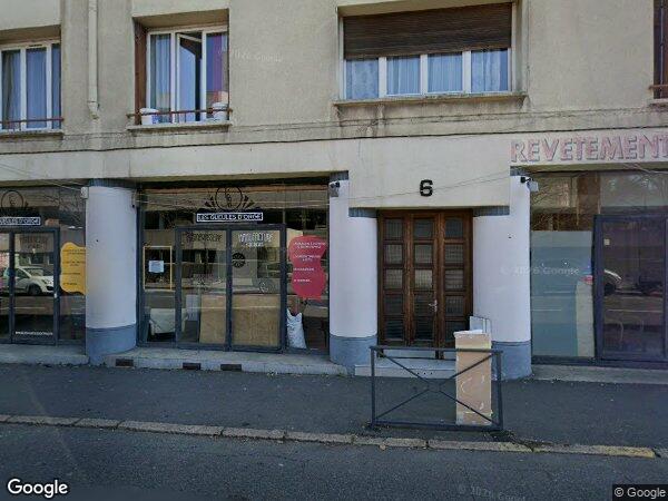 UN APPARTEMENT ET UNE CAVE