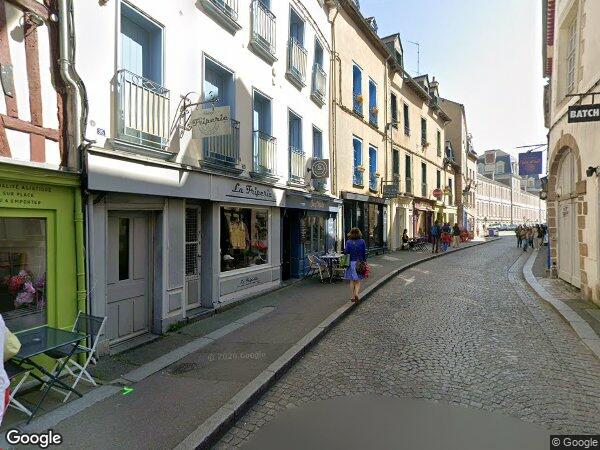 UN APPARTEMENT T2