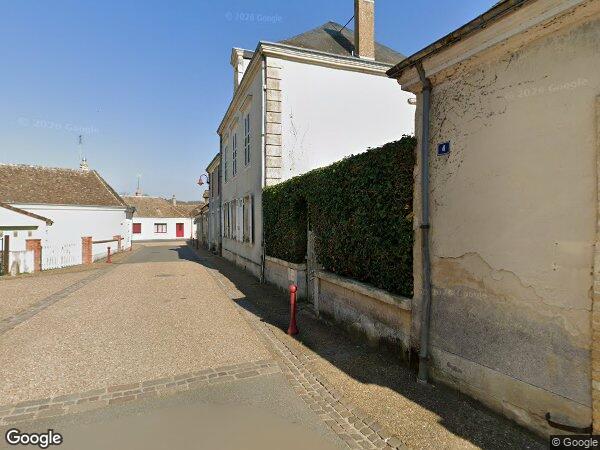 UNE MAISON D'HABITATION